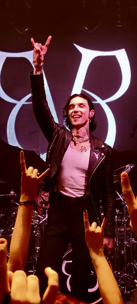 GhostWhoHaunts's tweet photo. @CincinnatiZoo “Andy” after Cincinnati’s very own rock star, Andy Biersack of Black Veil Brides. Andy and his wife, Lilith Czar, are very active in animal welfare causes and his family had season passes at the Cincinnati Zoo when he was a child. https://t.co/uFcy1uY0lJ
