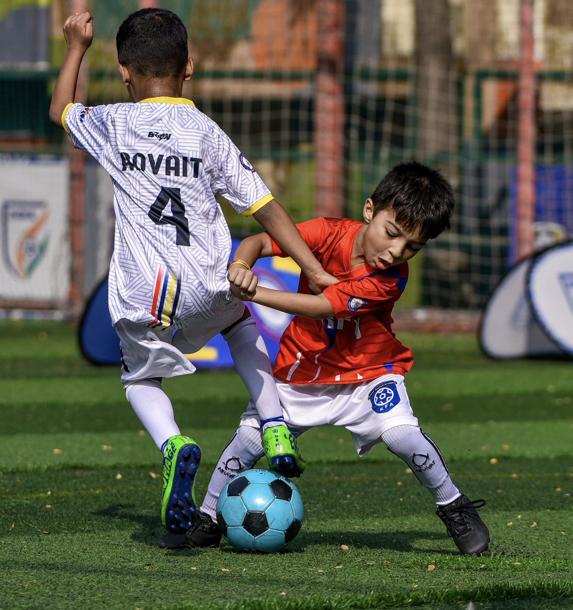 IndianFootball's tweet photo. ๐
๐ฎ๐๐ฅ๐ข๐ง๐ ๐๐ซ๐๐๐ฆ๐ฌ โญ๏ธ
The AIFF Blue Cubs League consists of 278 registered leagues across 26 states, with 189 having been completed, 69 leagues in progress, and 20 leagues coming up ๐
#IndianFootball โฝ๏ธ https://t.co/iPT0OPFpCi