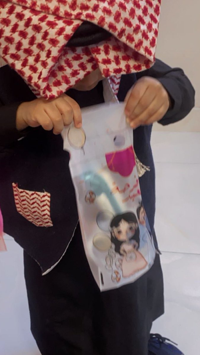 اذكرو الله 
محمد بن سلمان 
عينكم بس ع الحركة🤍🤍