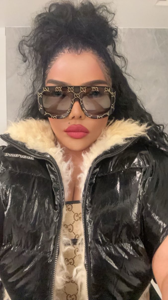 LilKimMedia tweet picture