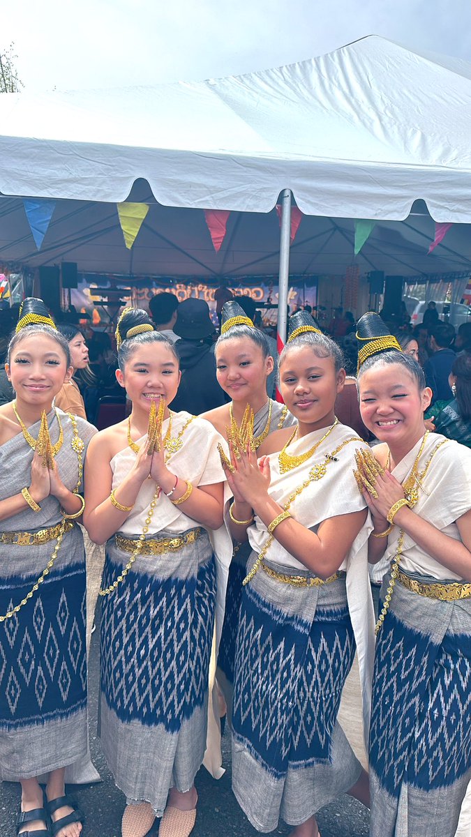 _mkkhn's tweet photo. happy khmer, lao &amp; thai new year 🫶🏽 https://t.co/y3gStwO7sN