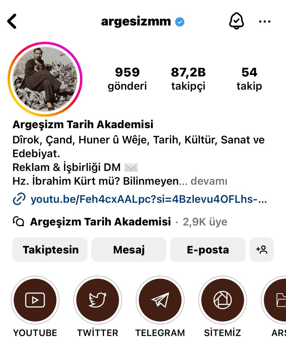 Argeşizm Tarih Akademisi Instagram hesabımız artık onaylı (mavi tik) bir hesaptır. Hayırlı uğurlu olsun. 💯