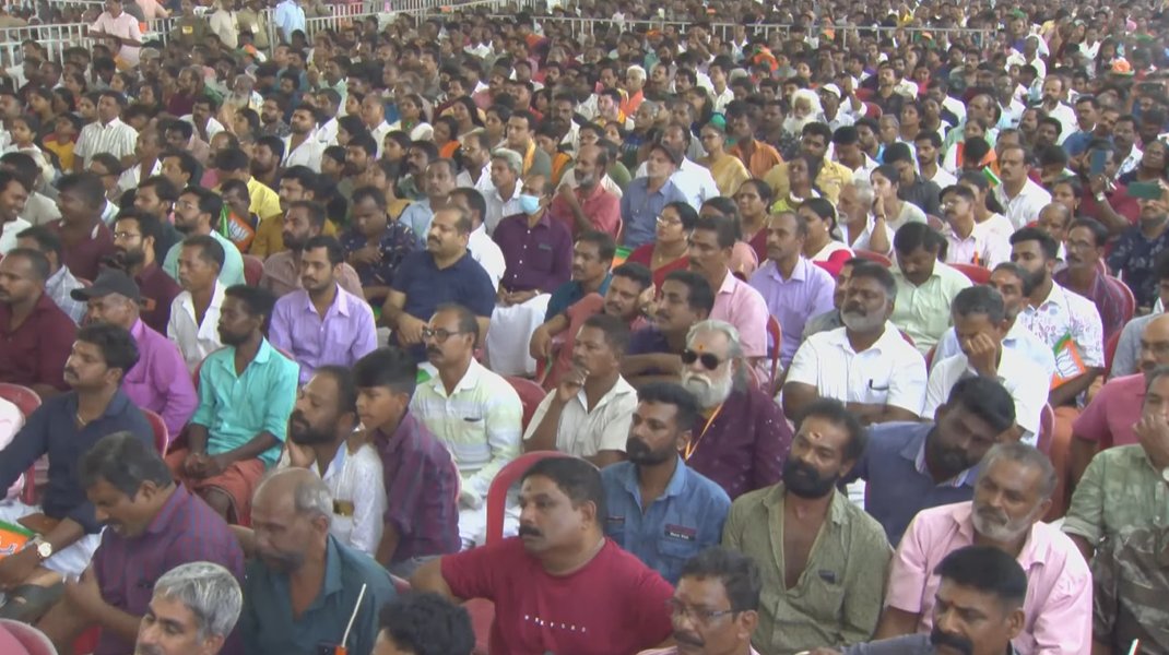BJP4India's tweet photo. Today, I am glad to see you all here.

This positive ambience is exuding a new energy... And this energy is strengthening the resolve of building a Viksit Bharat.

- PM @narendramodi https://t.co/fzYBIw5KDX