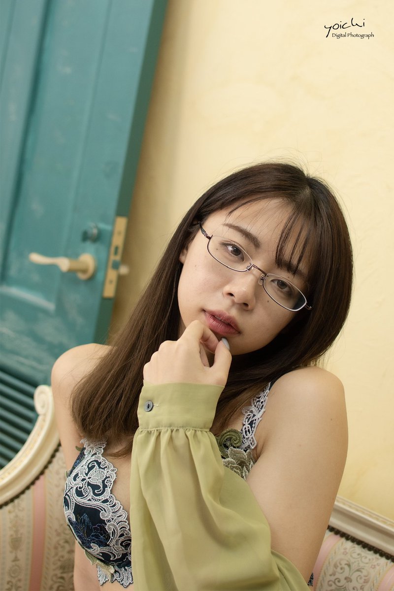 今日のゆきちょす👓✌️

Your Song ♬.*ﾟ

2024/02/25 チャンス撮影会 個撮
stadio GRAFFITI

#佐原ゆき さん @YukiSahara2
#チャンス撮影会
#眼鏡っ娘グラドル
#スタジオ撮影
@Wacoal_Salute