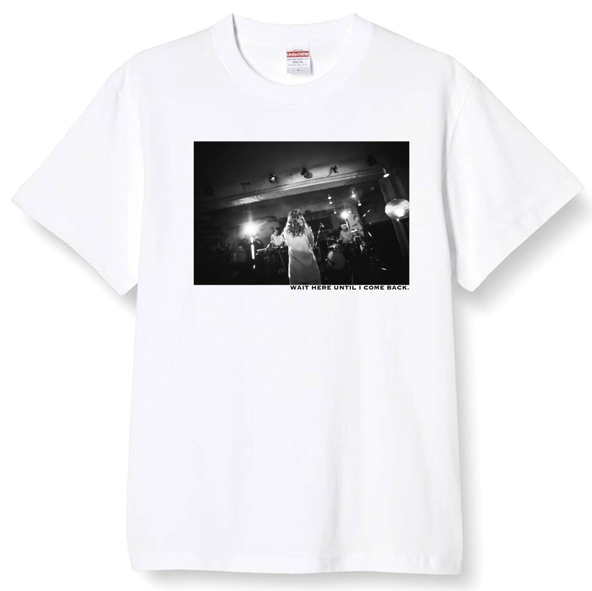 enthralls_info's tweet photo. 【本日まで】
4/1(月)下北沢SHELTERでのENTHRALLS×チーナ。配信ライブ視聴は本日4/15(月)23:59までです。まだの方、まだギリギリ間に合います・・！
https://t.co/GKryjNIzra
Tシャツはめでたく残り1枚となりました。
https://t.co/E74LfOr3Xk https://t.co/RmBhjdRk3B