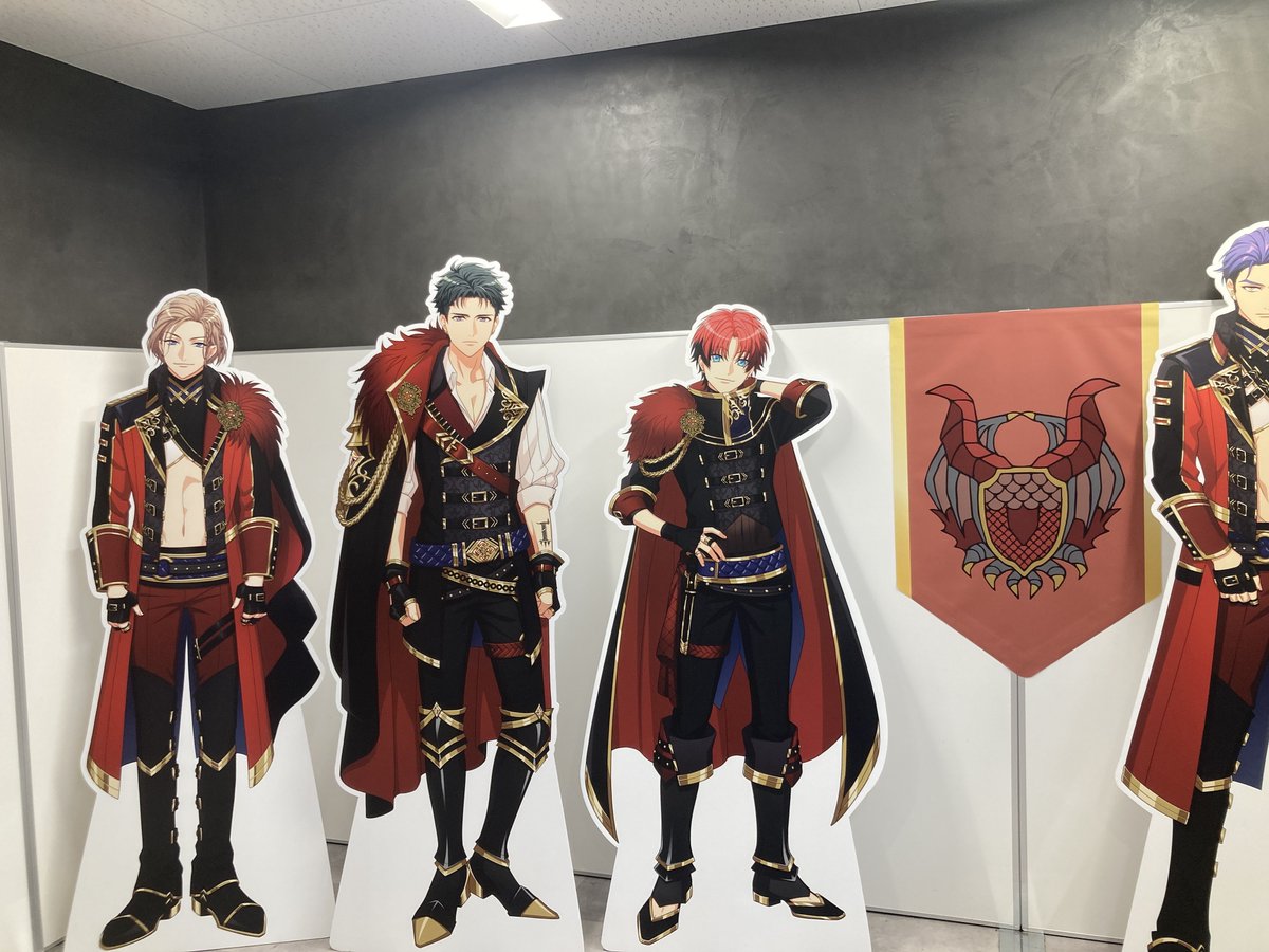 mankai_Memoria's tweet photo. アニメイト池袋本店にて「A3! Memoria.」サテライトが開催中です。
ウヌス国の王子たちのスタンディも展示中。
お近くにお越しの際はぜひお立ち寄りください。

開催店舗など詳細はこちら
⇒https://t.co/5TInPYJmSC……  
#エースリー #エーメモ https://t.co/eS1anyE1em