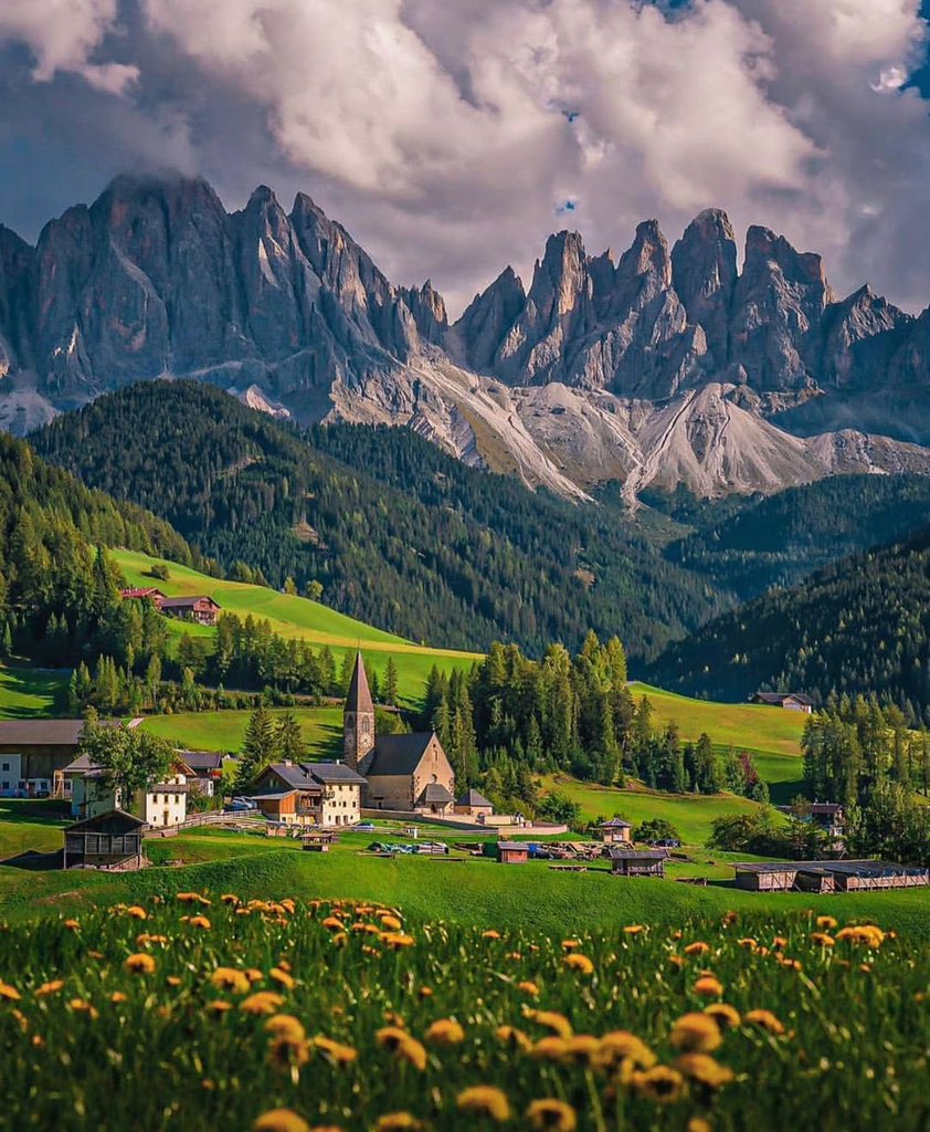 Dolomites Italy 🇮🇹