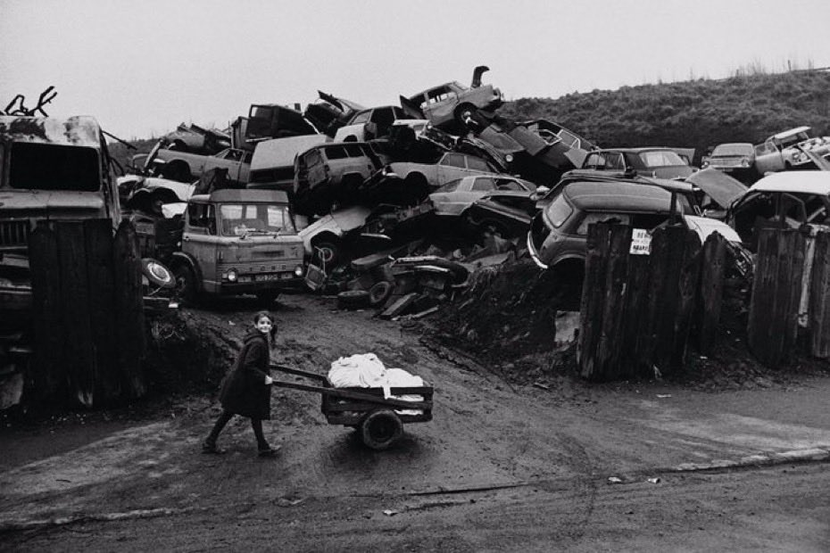 Morning all. Photograph Don McCullin. Girl and laundry, Bradford, early 1970s.