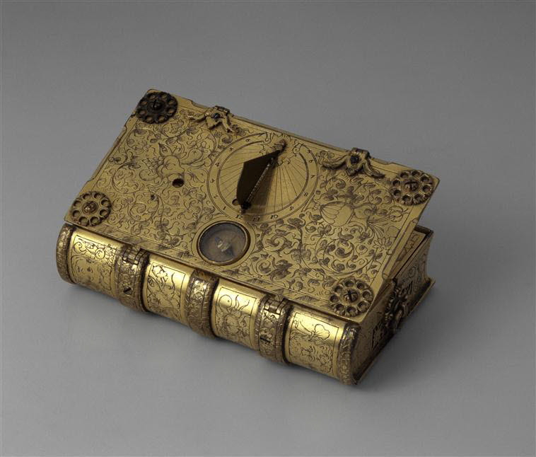 MuseeLouvre's tweet photo. #UnJourUneOeuvre/#WorkOfTheDay

🇫🇷 Horloge de table en forme de livre (1583), par Hans Schnier

🌎 Book-shaped table clock (1583), by Hans Schnier

📍 Aile Richelieu, salle 531
👉 https://t.co/qI4d74Ki4W https://t.co/DSPDIX6ebe
