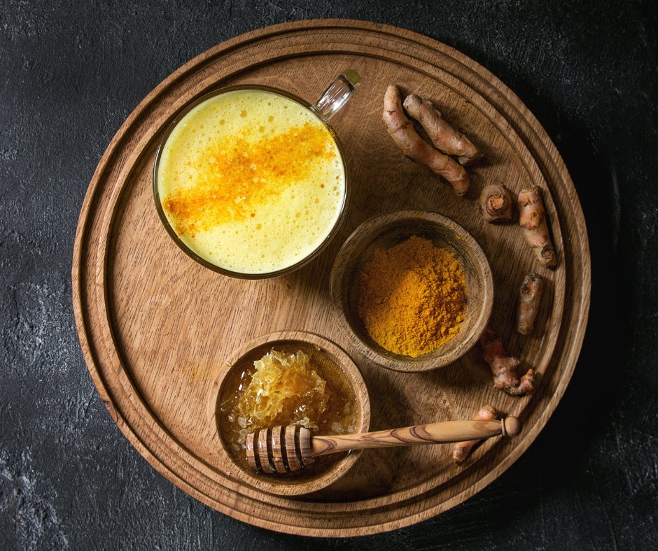 UKTalkingTea's tweet photo. Have you ever tried a turmeric latte? The fiery spice can be used to make a delicious latte and can be made at home. Follow the link to make your own https://t.co/EpVMYMgcoZ #tumericlatte #tea #brewcrew https://t.co/VpUtsG8Hyt
