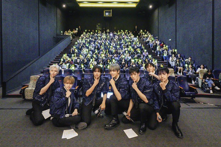 [PRESS] 240415 Melon Fan MeetUp Photo Behind with NCT DREAM 🔗 m2.melon.com/musicstory/det… #런쥔 #RENJUN #NCT런쥔 @NCTsmtown_DREAM