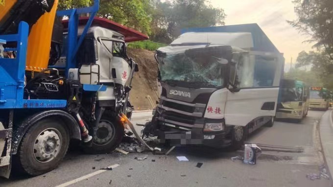 今日，打鼓嶺發生交通意外，三車相撞。