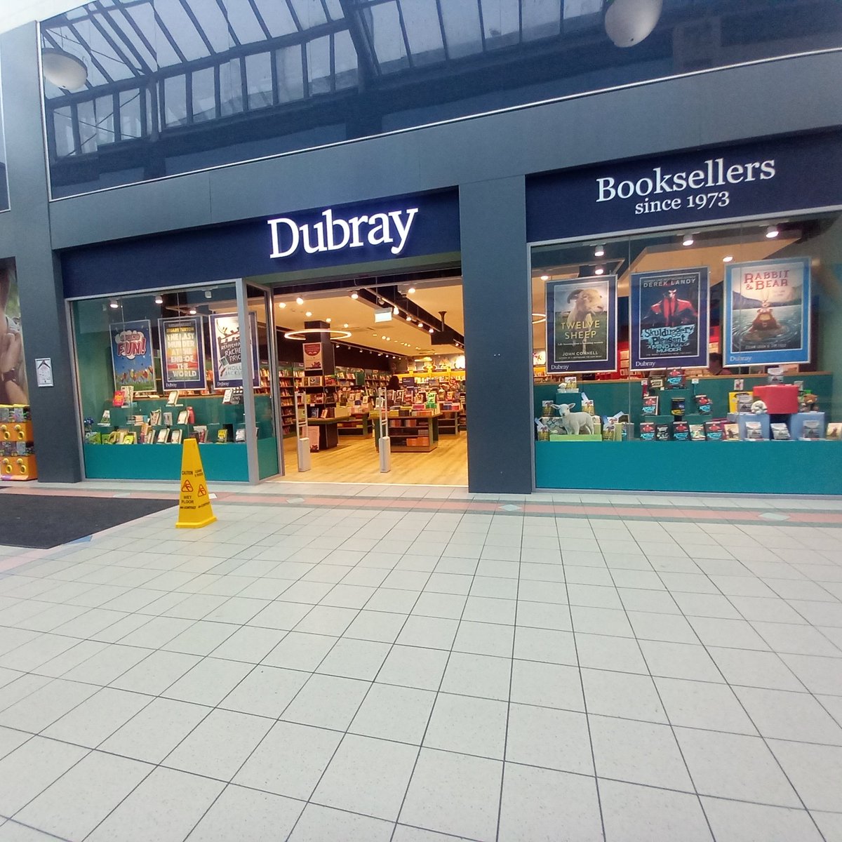 Dubray Bookshop at City Square Shopping Centre 🛍 in #WaterfordCity