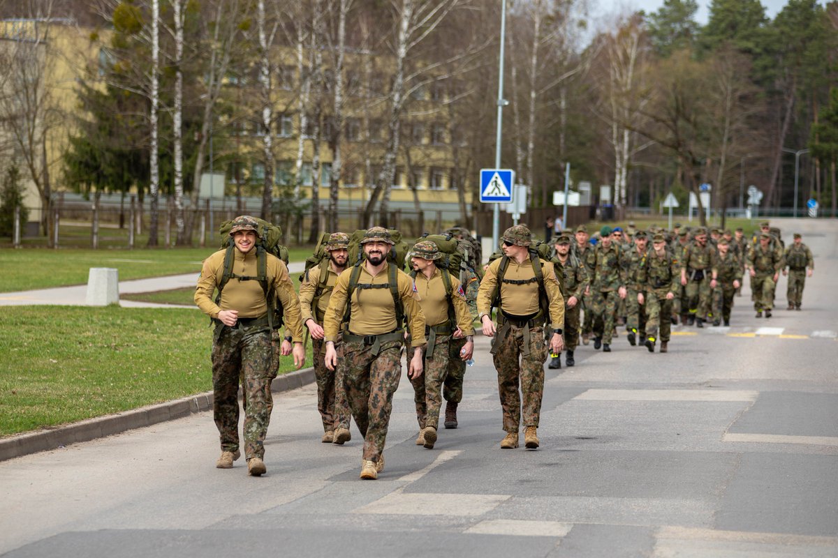 mnbg_lithuania's tweet photo. Meet the 🇱🇺 detachment of #eFP BG 🇱🇹. They are only six, but nevertheless, OR-5 Dany, OR-3 Dani, and OR-2’s Patrick, Ricardo, Chris, and Cédric make up an important part of the light transport platoon of the MN CSS Coy. 

#WeAreNATO &amp; #StrongerTogether 

@NATO @ArmyLuxembourg https://t.co/tVPWZ5t3K8
