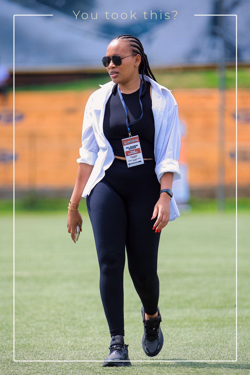 saadShots's tweet photo. Good morning from our female coach !! https://t.co/CPtwg9Y8Ml