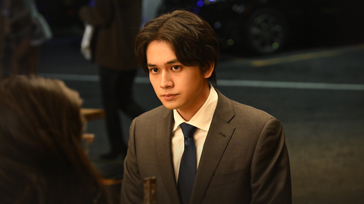 アンチヒーロー　DVD　レンタル　ドラマ　長谷川博己　北村匠海 Amazon.co.jp: 【Amazon.co.jp限定】アンチヒーロー Blu-ray BOX(L判