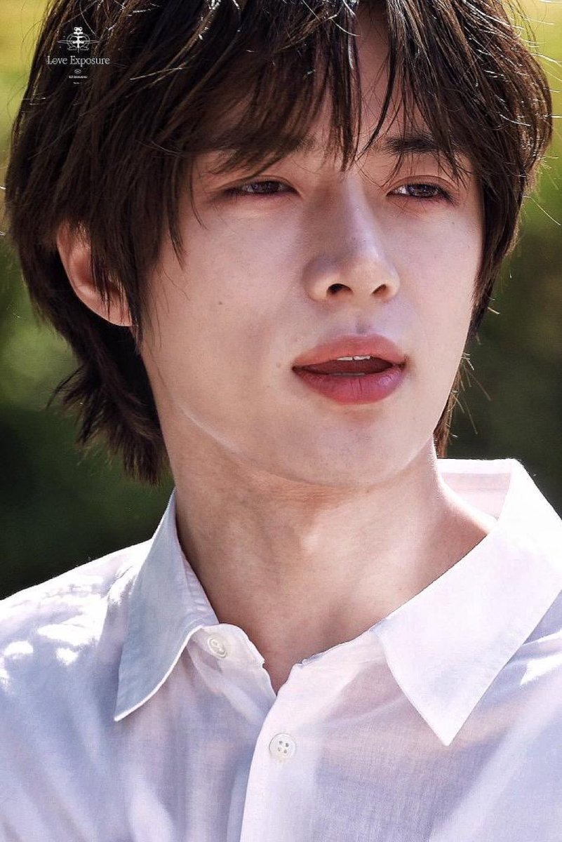 DrFishiekinsJr's tweet photo. normalize fansite pics looking Like this phew zoo wee mama take a Look at this guy https://t.co/M0O2khhV9n