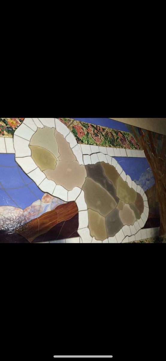 804to808v2's tweet photo. In case you didn’t know. I grew up in RVA learned tile in NYC, and raising my family on Maui. I’m a tile contractor and this is the kind of work we can do 🔥🤙 #maui #mural #tilemural #tilecontractor #ntca #ctef#glasstile https://t.co/XeeqKxnOHf