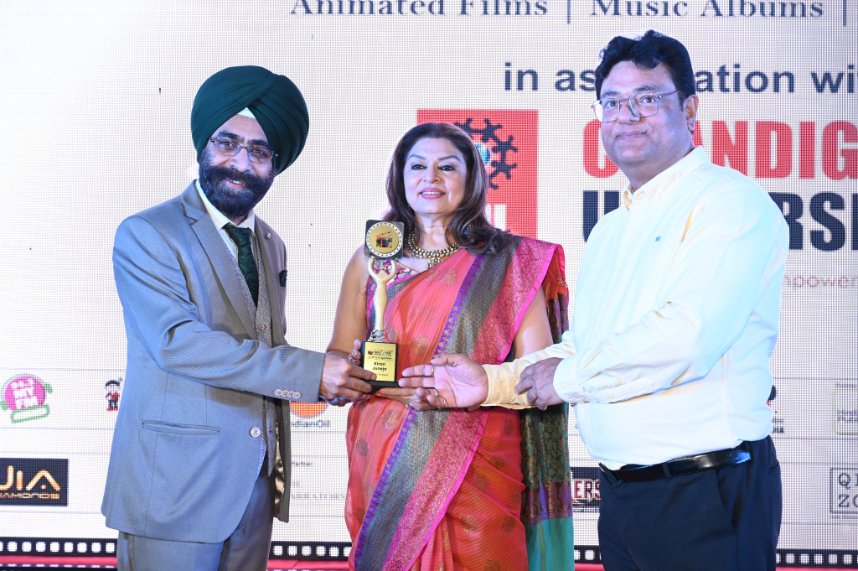 'Embrace the Harmony: Welcoming our Esteemed Guest of Honor to the 4th Chandigarh Music & Film Festival 2024, where melodies meet the magic of cinema!' 
..
..
..#filmfestival #filmfareawards #filmmaker #kiranjuneja #cmff2024 #cmff #indianfilmfestival #filmawards.