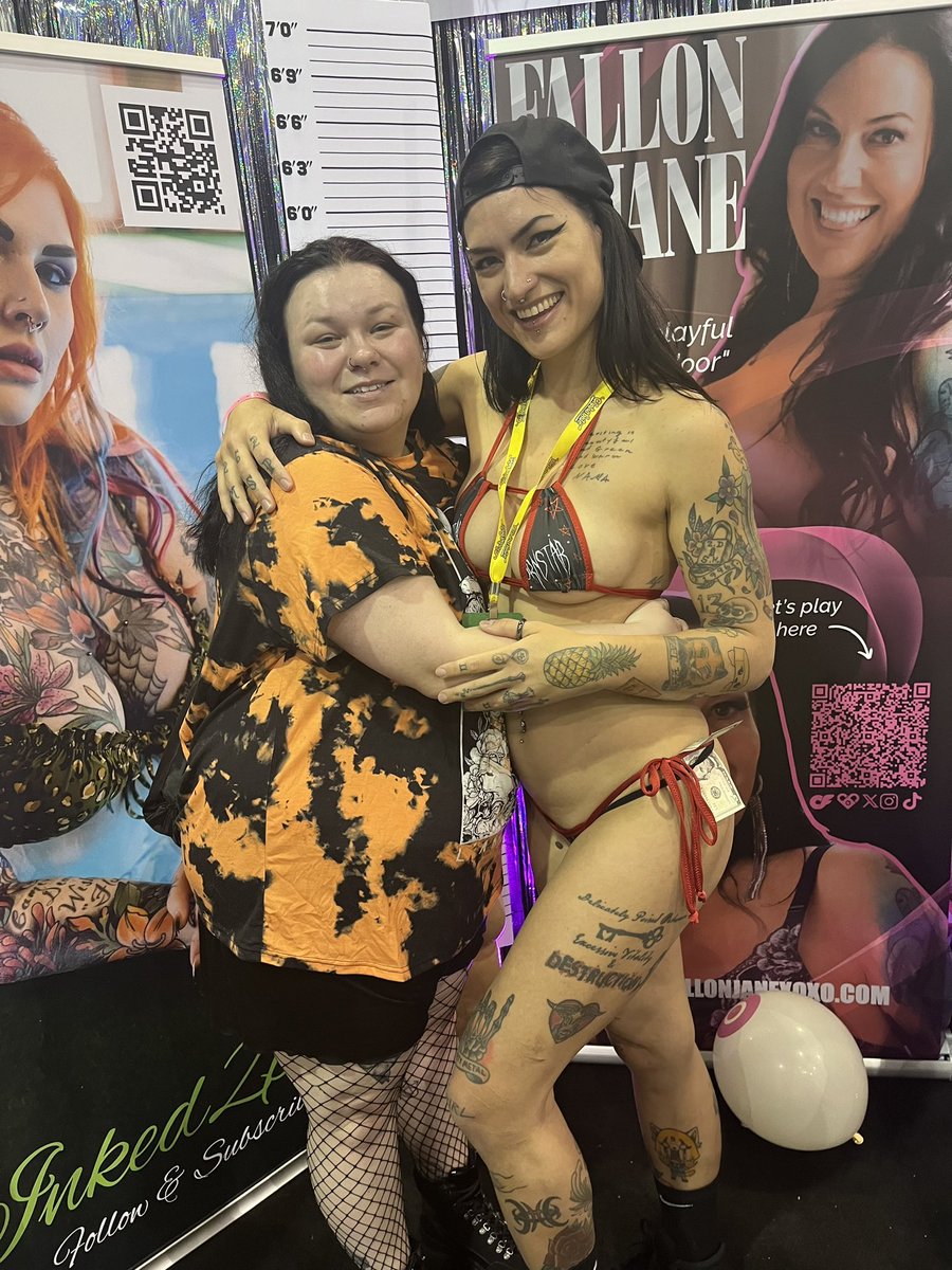 It was so good seeing you again @xxx_titania 🥰🥰🥰🥰🥰