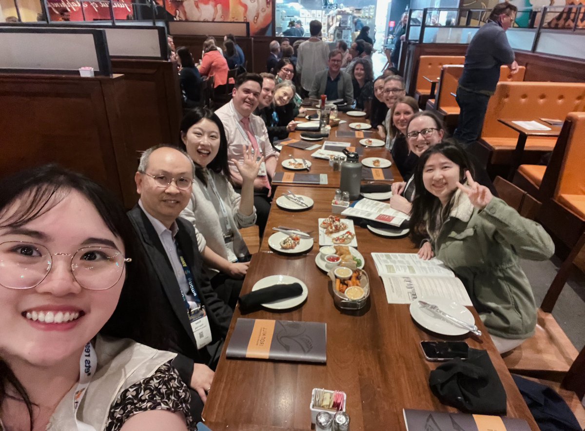 pan_yying's tweet image. Such a wonderful learning experience at the @AERA_EdResearch conference!☺️So happy to share my research work with this warm community and to learn from amazing colleagues and professors🤩Look forward to our next meeting where we will meet again!🤪 #AERA2024 #education #eduhk #phd