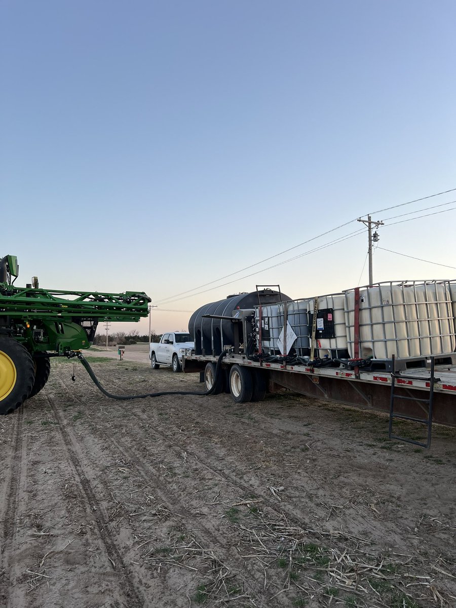 kevgolus's tweet photo. First planted field of corn for the year being sprayed, near Grand Island NE https://t.co/4T5lKBTkfo