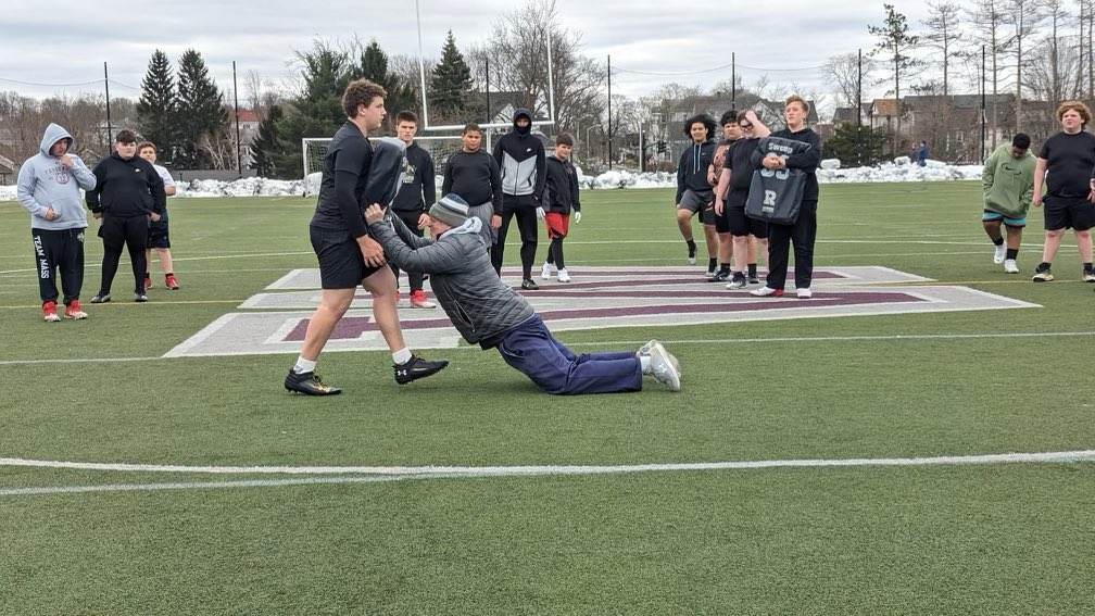 We had a great time working the Worcester Cowboy bigs last weekend! Can’t wait to see these guys at our summer sessions! - #oline #linemancamp #linemenleadtheway