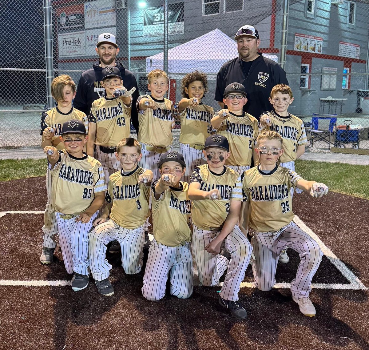 Congrats to our 9U Black and 10U Gold squads for earning some bling
this weekend!  Congrats players,
coaches and parents.