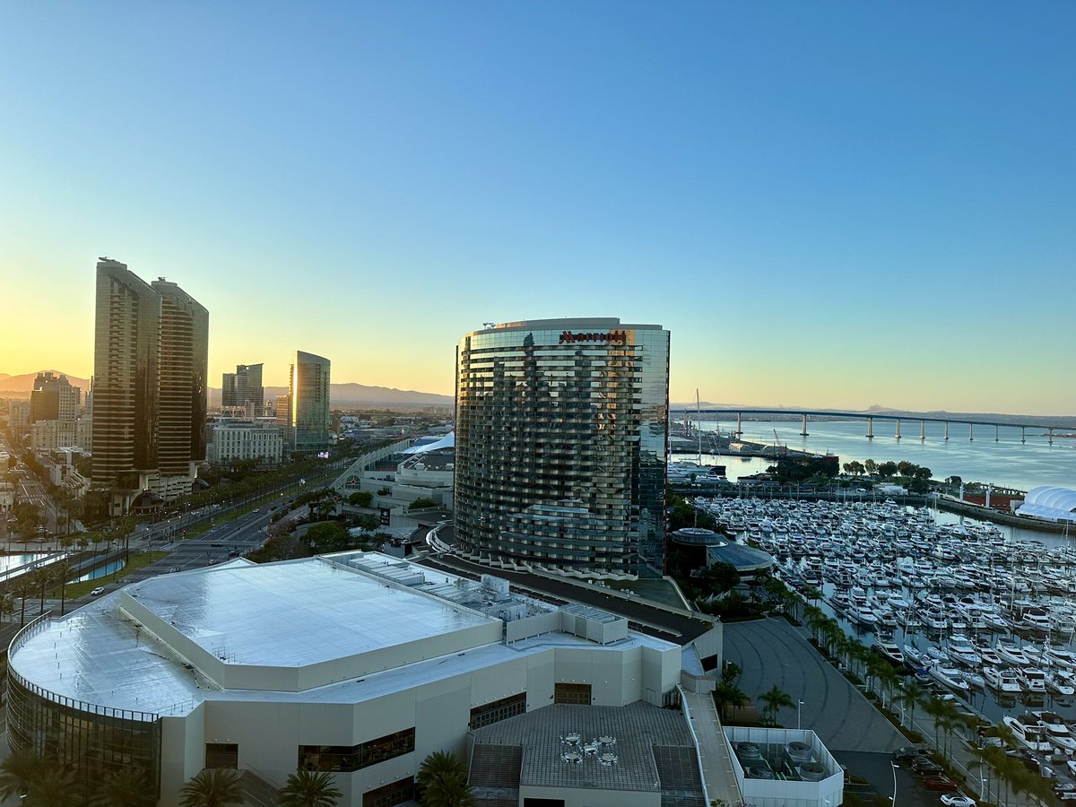 Great time at #SHMConverge24 in San Diego with the @StanfordHospMed @StanfordDeptMed family!