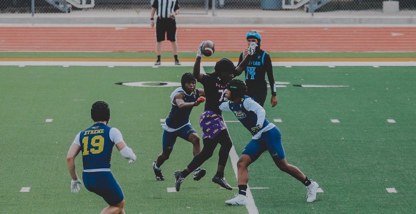 Jadonupnext0's tweet photo. Defensive stop by us again https://t.co/ApAeT4Z3lL