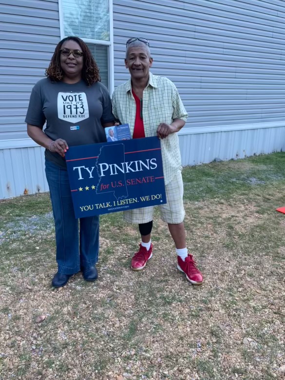 TyPinkins's tweet photo. I have deep gratitude for the volunteers in Amite County. Their dedication to our campaign is commendable, and I am committed to reciprocating their hard work. A special thank you to Jackie Robinson, our coordinator for Veterans for Ty Pinkins. #TyPinkinsforUSSenate #AmiteCounty https://t.co/AIV1xn9EJO