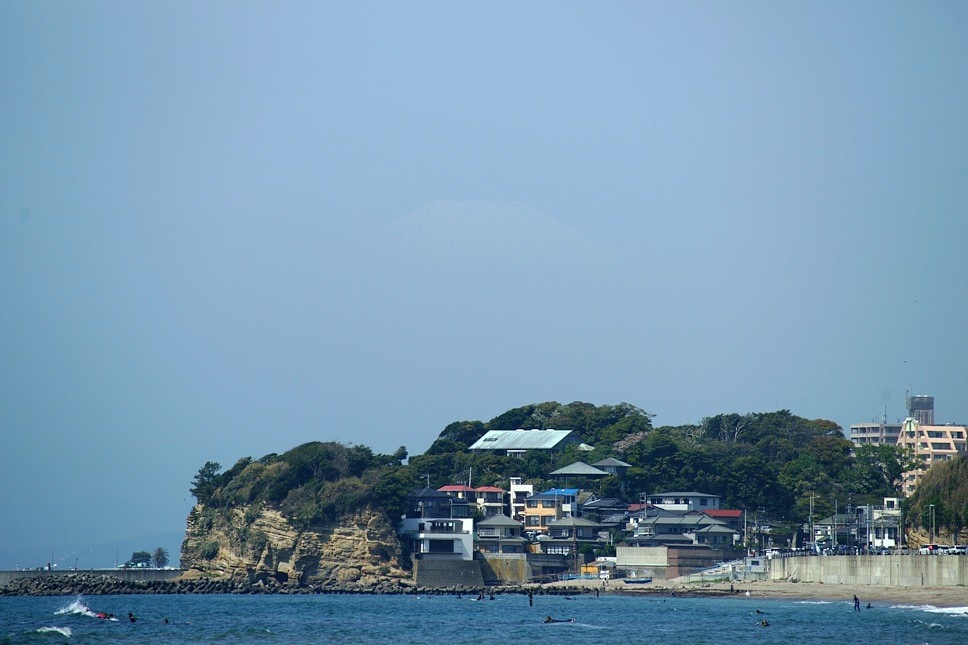 cherry_masaya's tweet photo. untitled ◆ Mt.Fuji
4.14.2024(SONY α-900,minolta_100-300mmAPO,M/iso100)
#mtfuji
#springbreeze
#ocean
#viewspot
#shichirigahama
#shonan
#japanesestyle
#kamakura
#japan
#写真好きな人と繋がりたい
#富士山
#🗻
#七里ヶ浜 #腰越 #海のある生活
#湘南 #海大好き #鎌倉 #日本景點 https://t.co/lG6llgrfVE