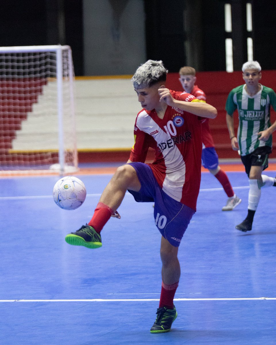 #AAAJ La fecha del Semillero en AFA 🌎🐞

Este sábado los Bichos recibieron a Banfield en el Malvinas Argentinas. 🏟

Estos fueron los resultados de los pibes ante el Taladro.

3ra: 3-4 ❌️
4ta: 1-5 ❌️
5ta: 3-1 ✅️
6ta: 2-0 ✅️
7ma: 2-1 ✅️
8va: 2-2 🤝

#VamosBicho ❤️