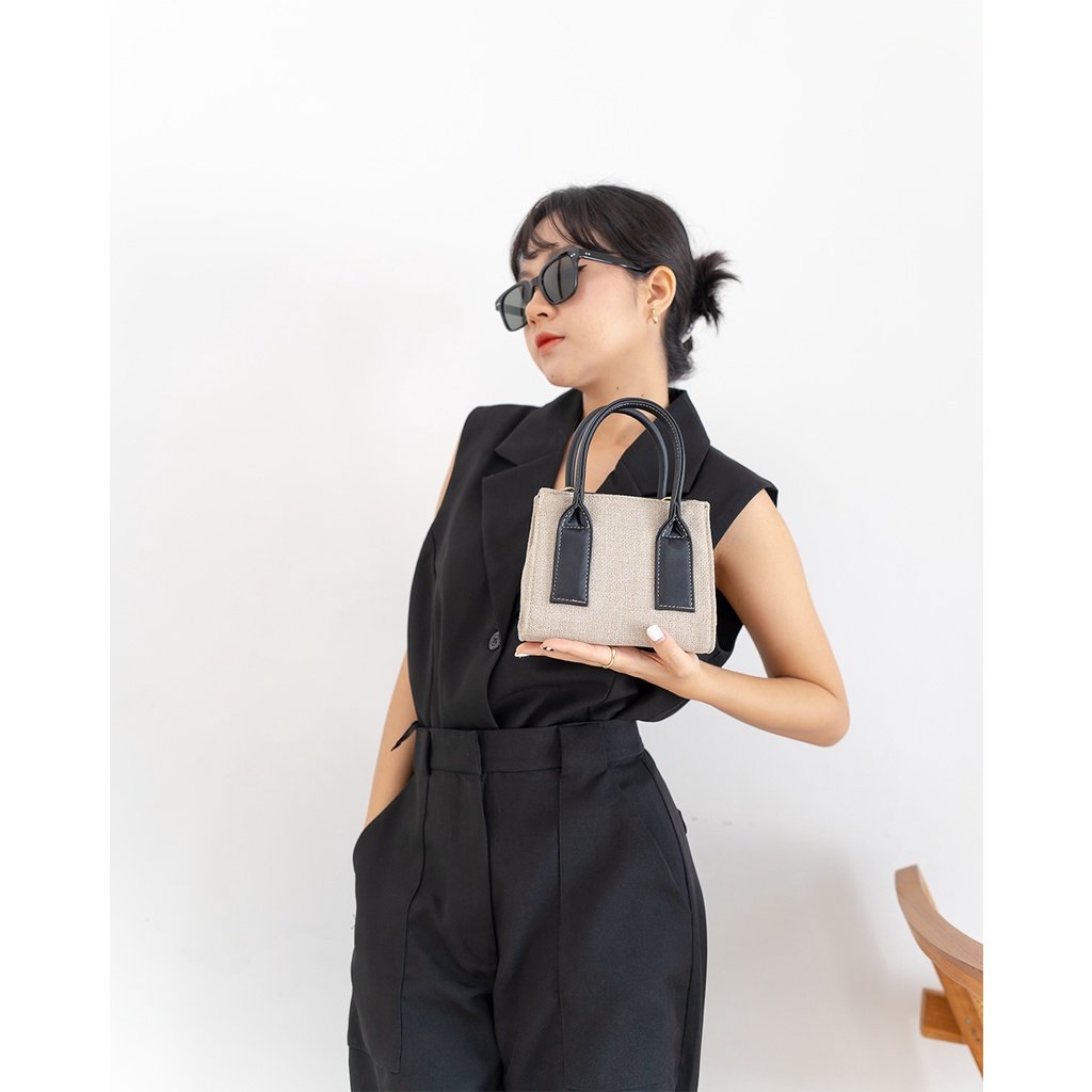 Thrdshpee's tweet photo. Canvas Sling Bag

⭐ 4.8
🔗 https://t.co/sWkpEF5nYT https://t.co/qAHozCfxS2
