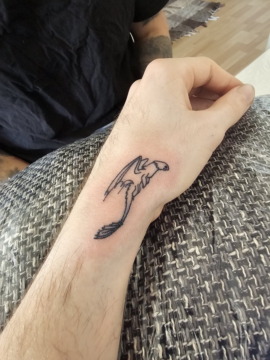 Dragonfire_HD__'s tweet photo. Entlich hab ich ein wundervolles Tatto🥰 https://t.co/oN84NHyWE2