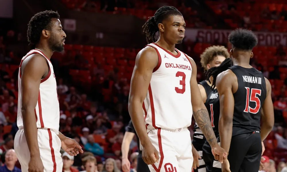 News: Oklahoma transfer Otega Oweh has set the following visits Oregon: April 19th Texas A&M: April 23rd Oweh averaged 11.4 points and 3.8 rebounds this season