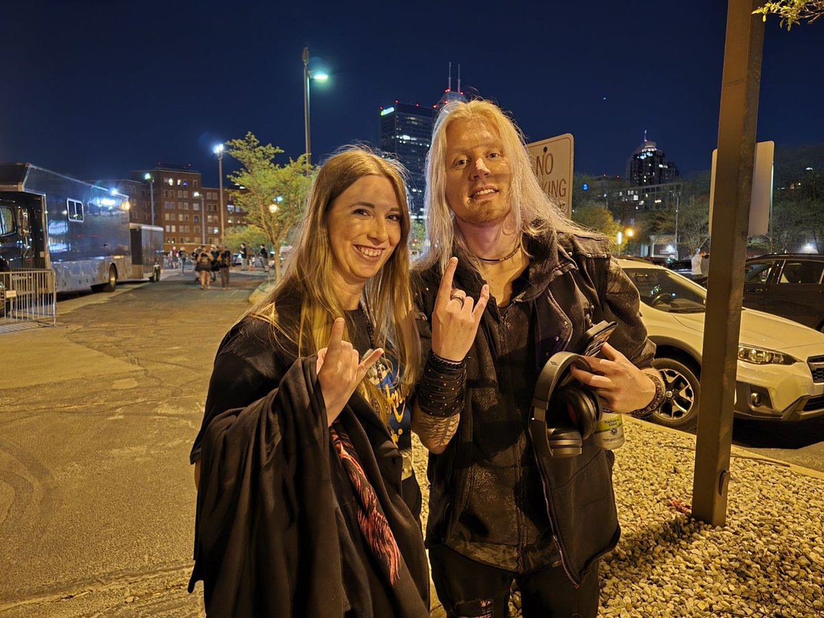 elm268's tweet photo. Thank you, I'm freaking dead. @DragonForce https://t.co/eWtcV63S98