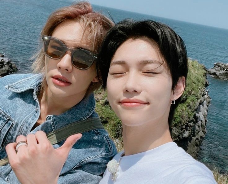sisoystay's tweet photo. O.S Hyunlįx  || Momentos 🌌
En dónde Felįx hace un recuento de sus momentos favoritos junto a su novio . https://t.co/j9XBu3HCwZ