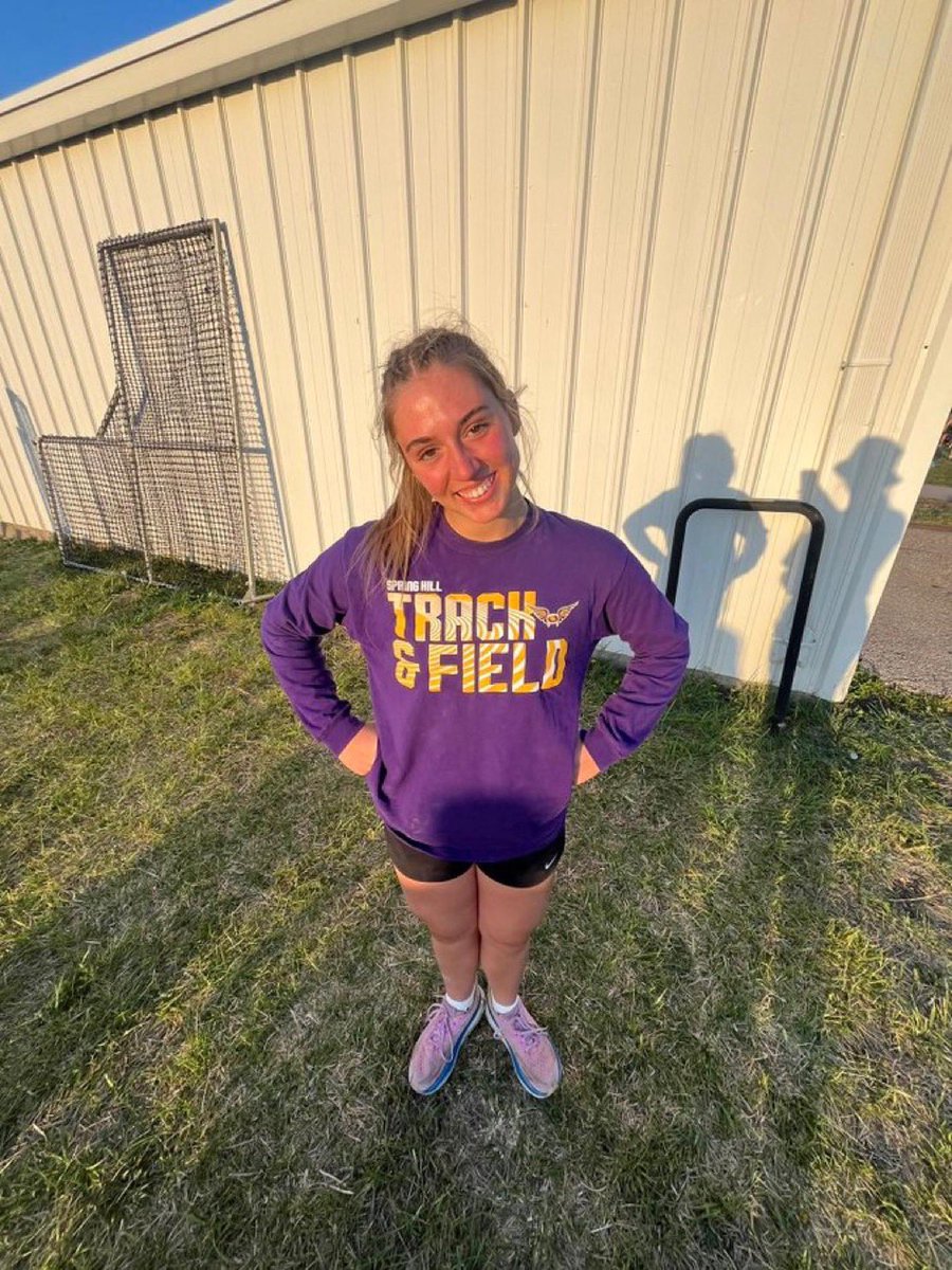 sportsinkansas's tweet photo. Margo Todd, junior of Spring Hill High School (5A), threw 137-04 in discus to break her own School Record and claim 1st on Friday. Last week she also threw 40-01 to break the school record in Shot Put that had stood since 1977. Todd is one of the top throwers in the state this year after coming off of a 2nd place finish in Discus and 7th place finish in Shot Put at the state championships last year as a sophomore. #sportsinkansas