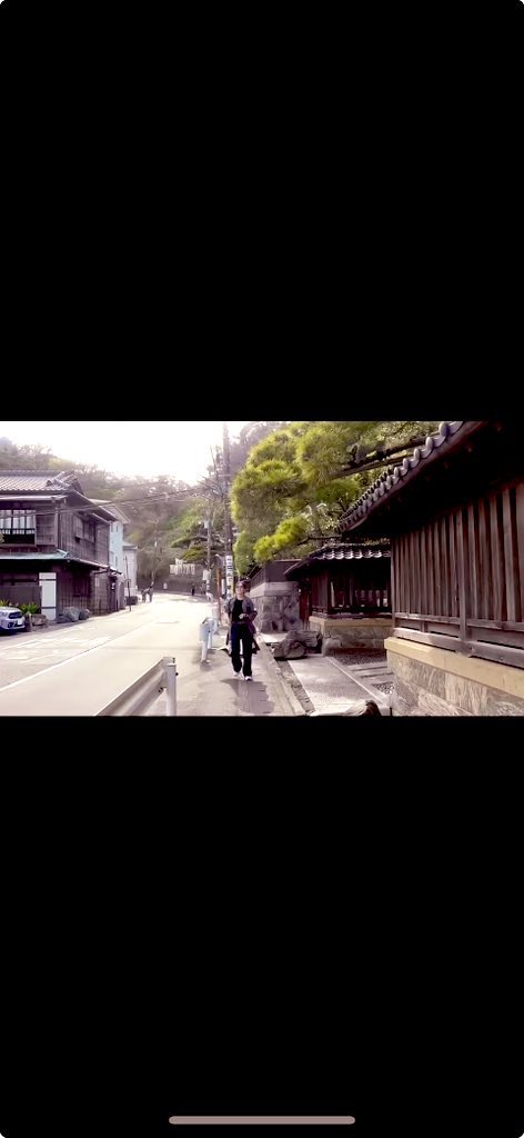 shorinmon's tweet photo. 鎌倉撮影スタジオ「松林門」
大好きの梨花さんのYouTubeを見ていたら、
「松林門」、私の実家が映っていたのでテンションが上がりました。
「GRAI de GOMEN」
から
https://t.co/0gOVuh4d8q

この投稿、問題ありましたらお知らせ��ださい。
#松林門 
#鎌倉撮影スタジオ 
#梨花　さん　#応援してます https://t.co/EACKFU2WWm