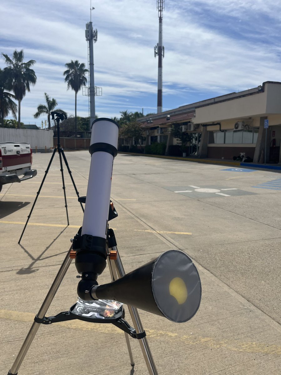 FRosalesO's tweet image. Inolvidable experiencia del #EclipseSolar2024 en el @CiadConahcyt Mazatlán