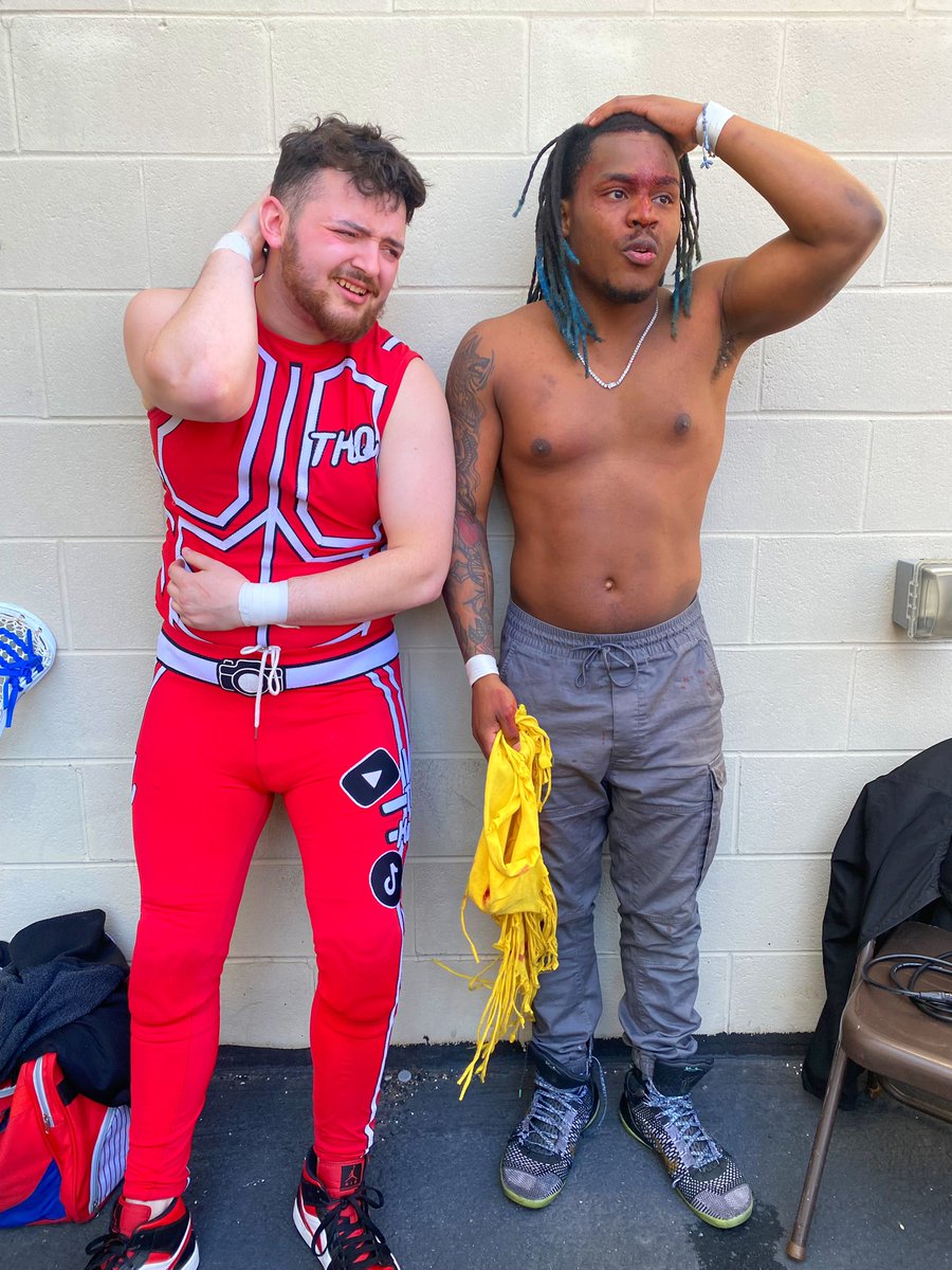 TKOkocenko's tweet photo. BEFORE AND AFTER! WTF HAPPENED TO US???? Listen tonight we didn’t win (also severely beaten) But this might be a turning point @SmashMaster570 See yall in two weeks. #PerfectPackage #Tired #ButAlsoReady https://t.co/9boZBDqPRt