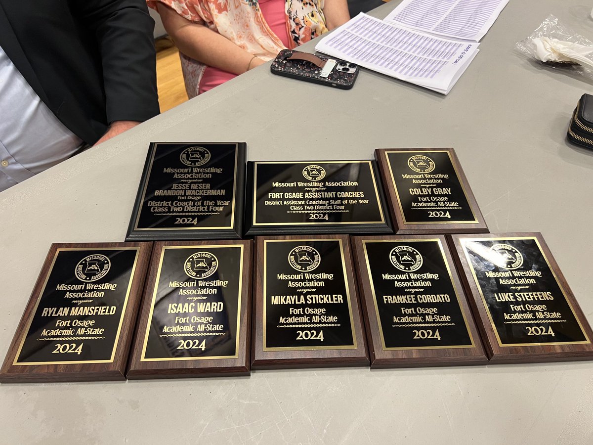 Recognized our academic all-state wrestlers, individual state champions, and coaching staff again this year at the Missouri Wrestling Association banquet in Columbia this afternoon.  Proud!  ⁦<a href="/Dudley3385/">Zach Dudley</a>⁩ ⁦<a href="/beckymac03/">Becky McIntyre</a>⁩ ⁦<a href="/FOLadyIndians/">Fort Osage Lady Indians Wrestling</a>⁩ ⁦⁦<a href="/jasteffens/">Jarrod Steffens</a>⁩