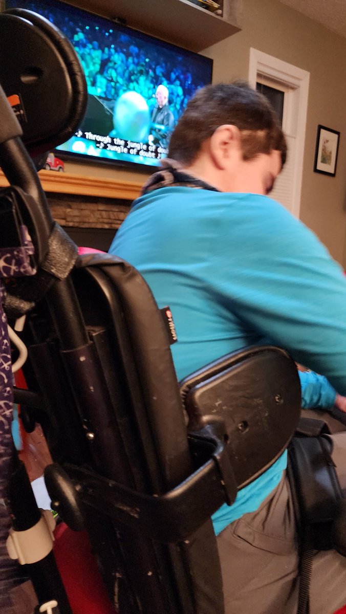 saskryan's tweet photo. Kinda of sad I won't fulfill a bucket list item of seeing @billyjoel at @TheGarden but happy to get to watch the 100th concert special with #CheeringRylan, who wouldn't be able to travel with @saskjacqui and I.

He needs to work on his concert etiquette though! 😜 #downinfront https://t.co/pgOM81j33U