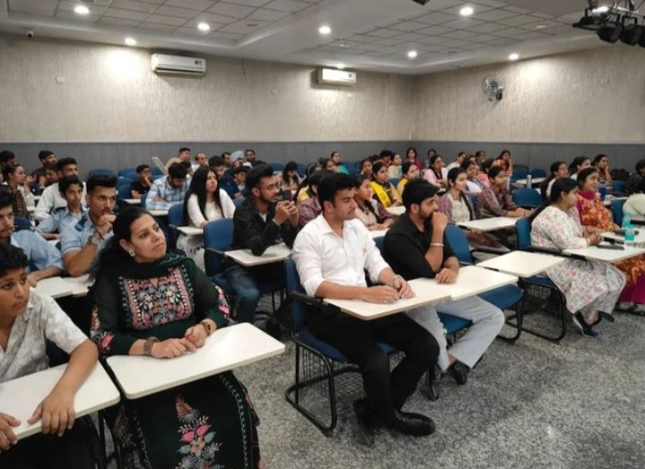 Digital Safety Club Ambala tweet media