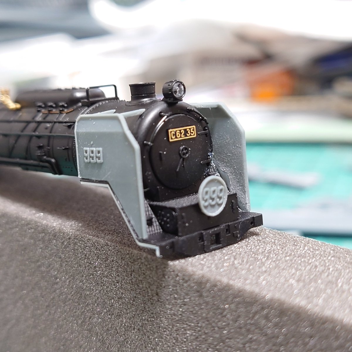 銀河鉄道物語　999

機関車のデフは縁ありの方で決めました！
ヘッドマークはこんな感じです！
ナンバープレートを作らなきゃな…