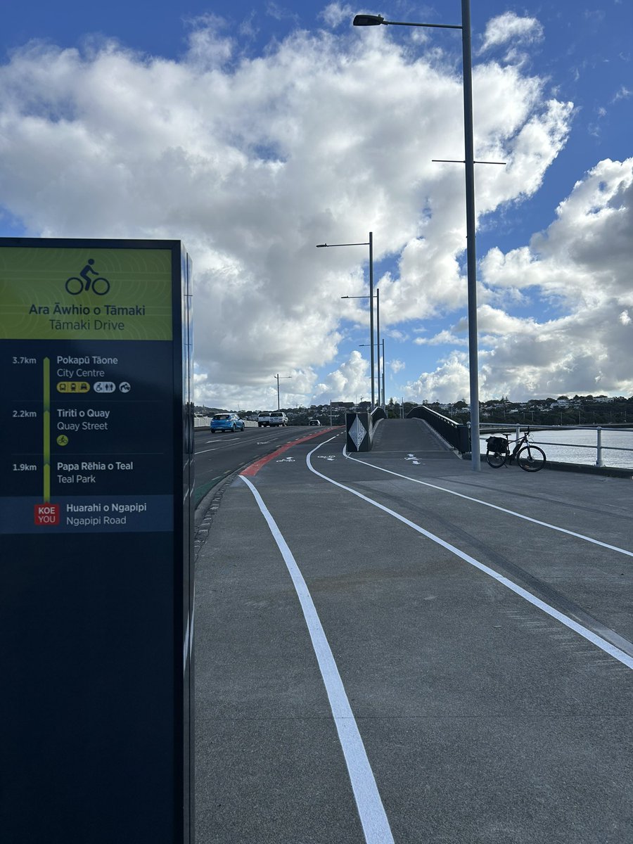 Ngapipi Bridge is open and finished. Looks nice!