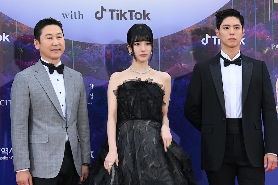 #ParkBoGum, #Suzy, And #ShinDongYup Confirmed To Reunite For 6th Year As Hosts At The 60th Baeksang Arts Awards
soompi.com/article/165490…
