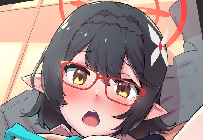 アニメ見たので、もしかして今年初めて描くガネメなむすめさんかも……な感じに奥空さん絵描きました。渋R18、ニジエ、Fantia無料プランに置いていますので最寄りのSNSでどうぞ。 