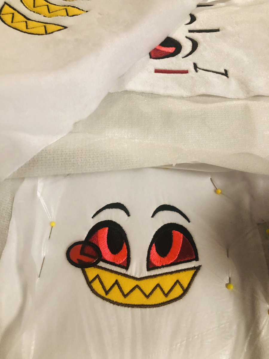 Finally got the embroidery calibrated for Alastor! That took longer then expected 🥲 but I’m still leaning Pe-design so I’ll try not to be too hard on myself.